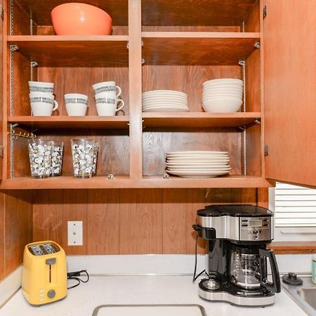 ファーゴ Unique Two Story With A Vintage Flareヴィラ エクステリア 写真