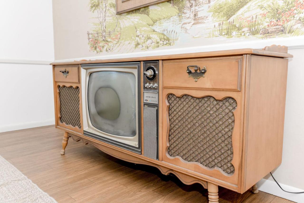 ファーゴ Unique Two Story With A Vintage Flareヴィラ エクステリア 写真