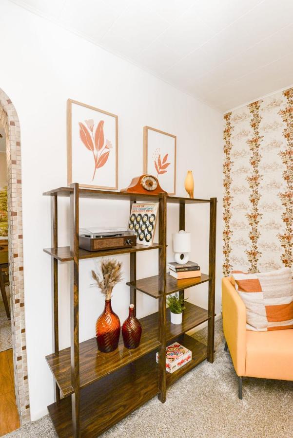 ファーゴ Unique Two Story With A Vintage Flareヴィラ エクステリア 写真